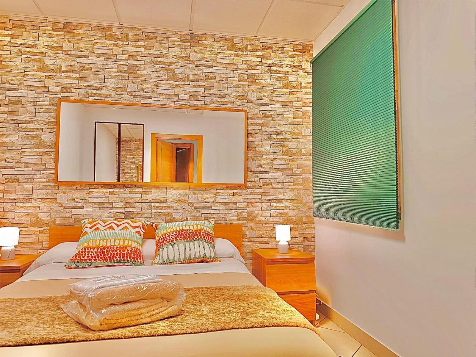 Apartamento El Bambu Cerca Del Mar Малага Екстер'єр фото
