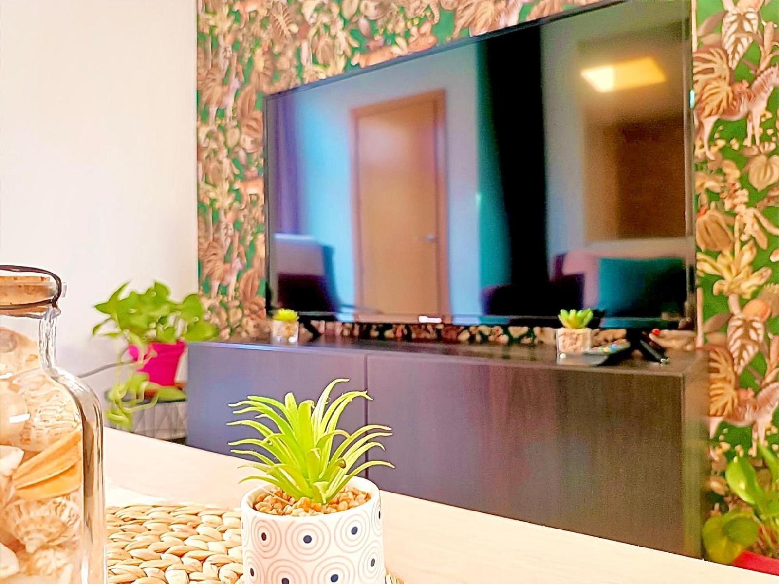 Apartamento El Bambu Cerca Del Mar Малага Екстер'єр фото