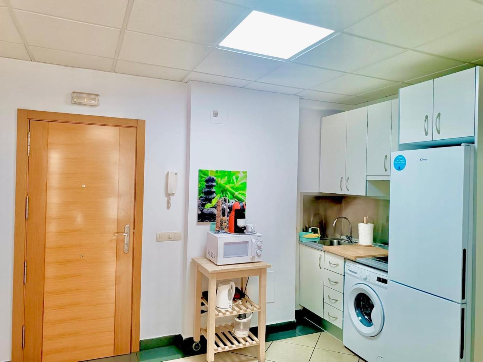 Apartamento El Bambu Cerca Del Mar Малага Екстер'єр фото